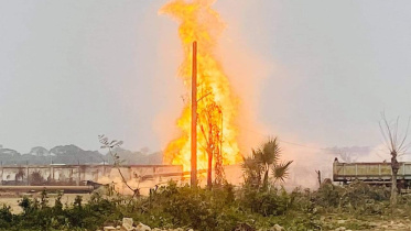 Narsingdi_Fire breaks out_Pic 01 (1).jpg