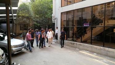 Farmers Bank officials