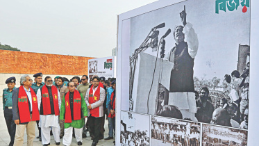 An exhibition of 71 photos.jpg