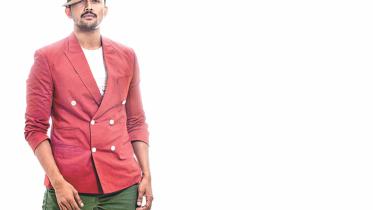 Arifin Shuvoo's First movie Aha Re released in Kolkata