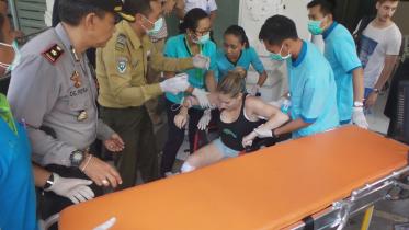 bali tourist boat blast 1.jpg