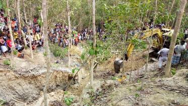 Bandarban landslide photo (2).jpg