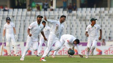 Bangladesh cricket team celebrate