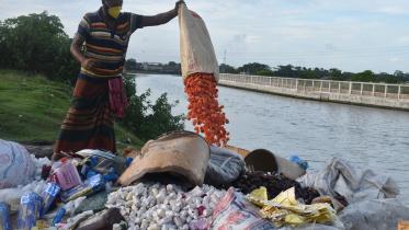 Barisal-fake-drug-destroy.jpg