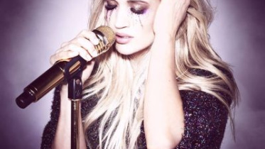 Carrie Underwood.jpg