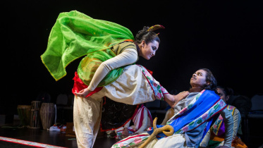 Champak nagarer Upakotha