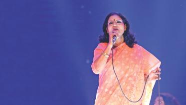 Prominent Singer Chandana Majumdar