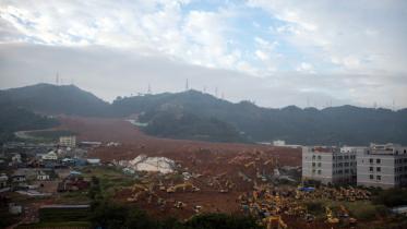 china-landslide-1WB.jpg