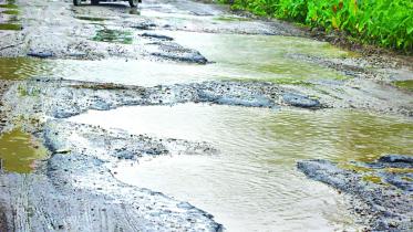 damage roads mouluvibazar.jpg