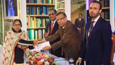 DBBL scholarships 2019.jpg