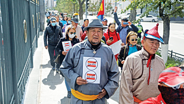 Demonstrators-take-part.jpg