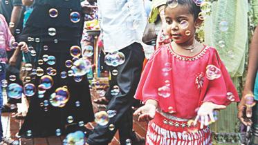 Dhaka festive mood.jpg