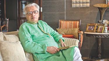 Renowned poet-folklorist Dr Ashraf Siddiqui