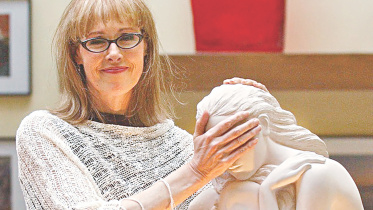 Elle fashion magazine.jpg