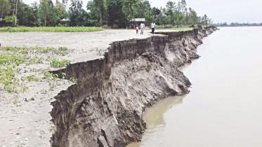 Erosion by Jamuna.jpg