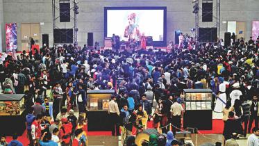 Folks You Meet at Comic Cons