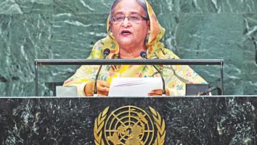 hasina un.jpg