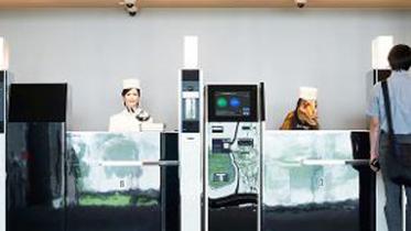 japan-hotel-replaces-human-workers-with-robots.jpg