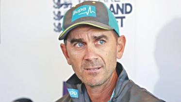JUSTIN LANGER.jpg