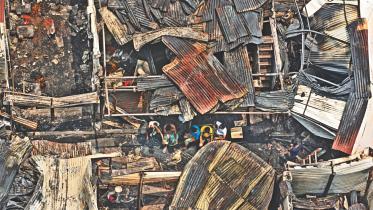 karwan bazar blaze.jpg