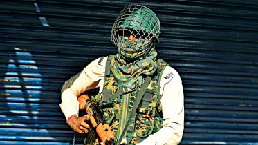 kashmir-curfew.jpg