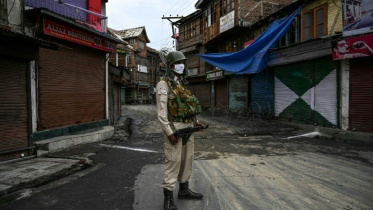 Kashmir clampdown.jpg