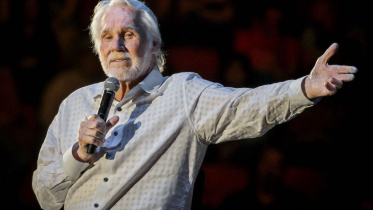 Kenny Rogers.jpg