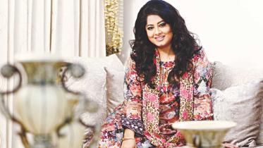 Keyamat Theke Keyamat