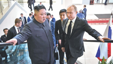 kim with putin.jpg