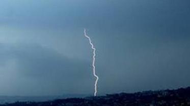 lightning-2.jpg
