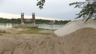 Lohalia bridge.jpg