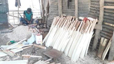 making cricket bat