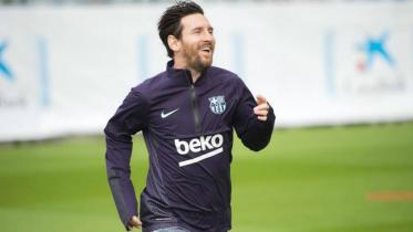 Lionel Messi returns Barcelona training