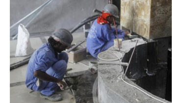 migrant workers_Reuters.jpg