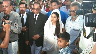 Minni walks out of Barguna jail