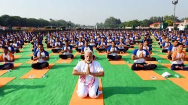 Modi-yoga.jpg