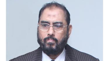 moqbul.jpg