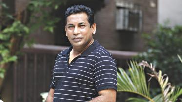 Mosharraf Karim.jpg