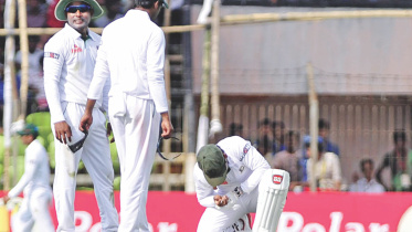 mushfique injured.jpg