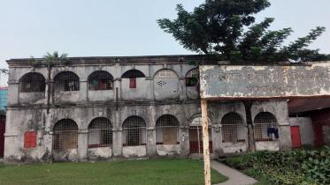 Railway dispensary Mymensingh.jpg