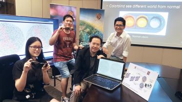 Samuel Shen Wuyao (first right) and his fellow research scientists