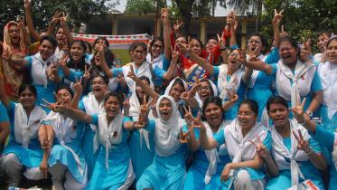 Rajshahi--PN-Girls-wb.jpg