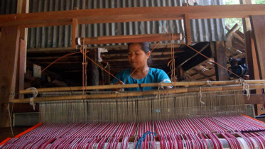 Rakhain weavers.jpg