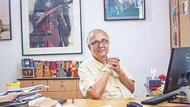 Ramendu Majumdar.jpg