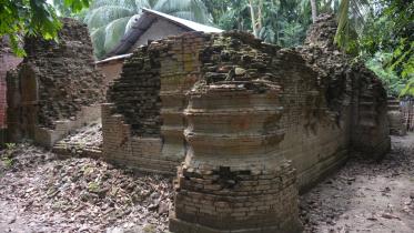 Rezakhoda Mosque 2.jpg