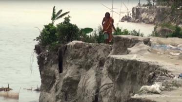 Jamuna River erosion in Manikganj