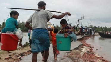 Save the Children fears death among the Rohingya refugees due to shortage of food, shelter, water and basic hygiene support in the makeshift camps in Cox's Bazar.
