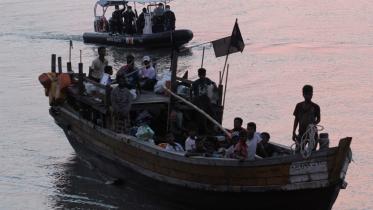 rohingya boat.jpg