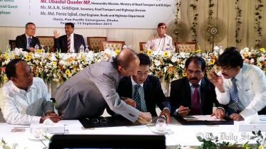 Signing-Azadbhai.jpg