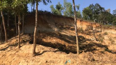 silica sand lifting.jpg